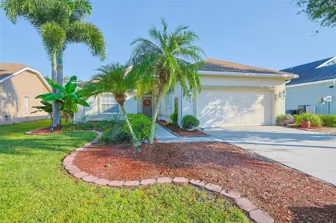 7113 52nd Dr E, Bradenton, FL 34203