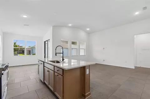 Entry Way - 11837 Moonsail Dr, Parrish, FL 34219 photo 10 of 23