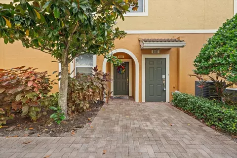 8031 Limestone Ln #16-106, Sarasota, FL 34233
