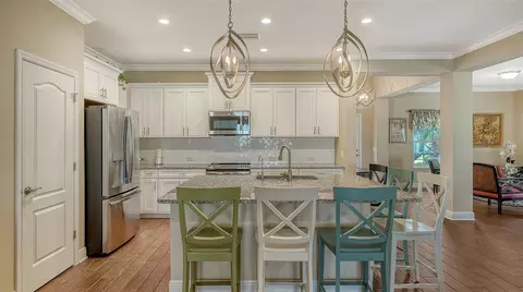 Kitchen - 1121 Thornbury Dr, Parrish, FL 34219 photo 2 of 6