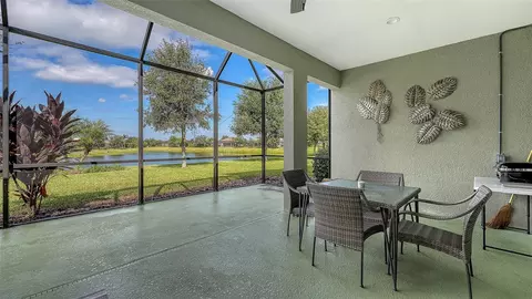 Exterior - 1121 Thornbury Dr, Parrish, FL 34219 photo 7 of 18
