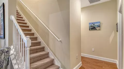 Entry Way - 1121 Thornbury Dr, Parrish, FL 34219 photo 2 of 2
