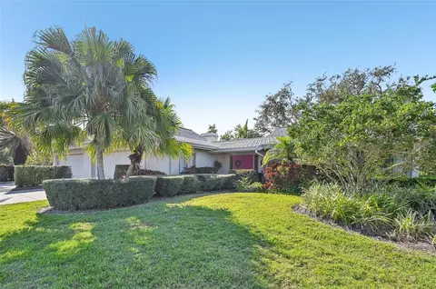 3880 Wilshire Cir #28, Sarasota, FL 34238