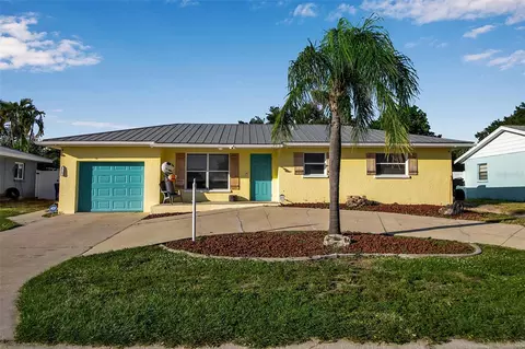 8504 43rd Avenue Dr W, Bradenton, FL 34209