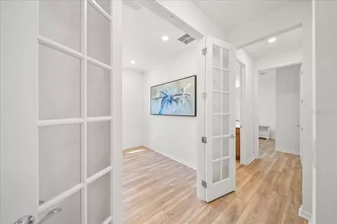 Entry Way - 9434 Ballaster Pointe Loop, Parrish, FL 34219 photo 7 of 9