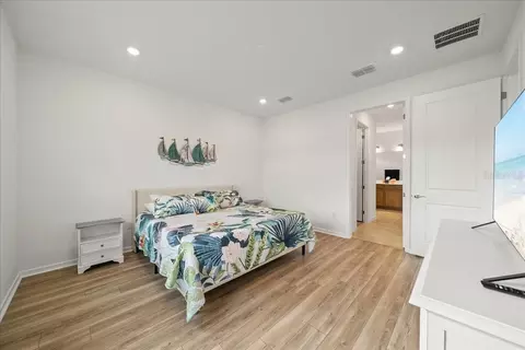 Bedroom - 9434 Ballaster Pointe Loop, Parrish, FL 34219 photo 4 of 9