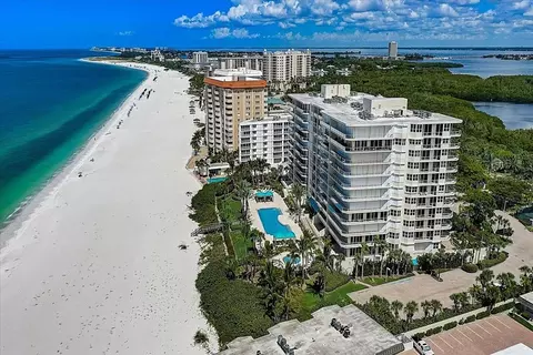 1800 Benjamin Franklin Dr #A202, Sarasota, FL 34236