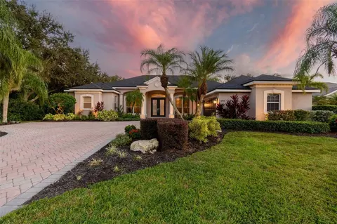 2354 Little Country Rd, Parrish, FL 34219