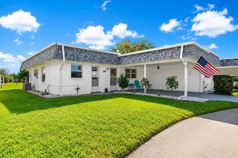 680 Circlewood Dr #W3, Venice, FL 34293