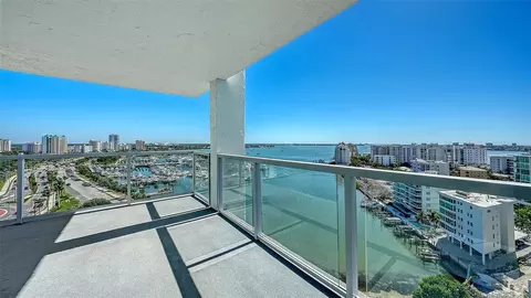 1111 N Gulfstream Ave #15A, Sarasota, FL 34236