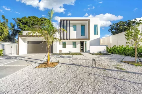 2305 Temple St, Sarasota, FL 34239