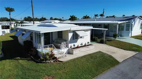 504 49th C Avenue Dr E, Bradenton, FL 34203 photo 2