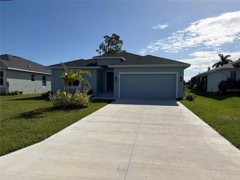160 Apollo Dr, Rotonda West, FL 33947