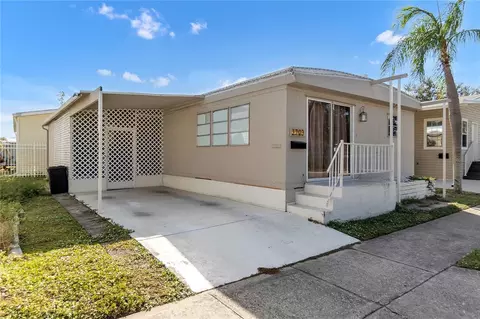 1709 W 21st Ave W, Bradenton, FL 34205