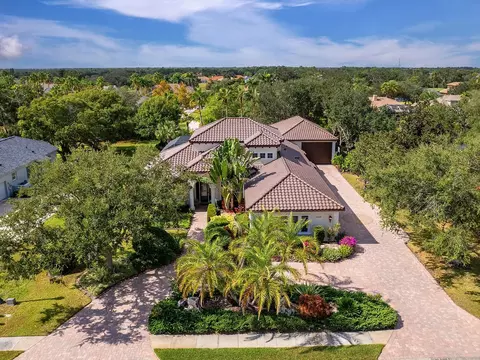 10528 Cheval Pl, Lakewood Ranch, FL 34202