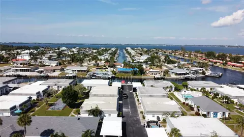View/Area - 9811 Hernando Ct, Bradenton, FL 34210 photo 6 of 8