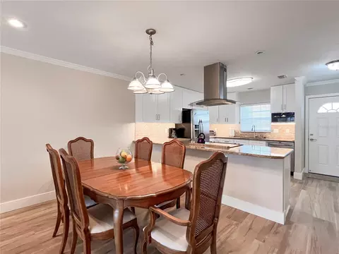 Dining - 9811 Hernando Ct, Bradenton, FL 34210 photo 1 of 2