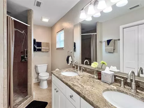 Bath - 9811 Hernando Ct, Bradenton, FL 34210 photo 1 of 2
