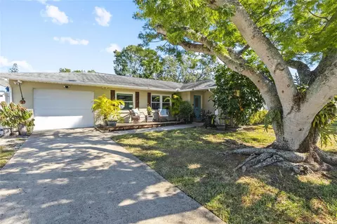 3103 Norwich Dr W, Bradenton, FL 34205