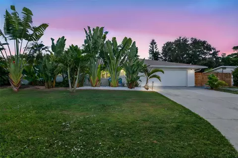 3735 Duncan Pl, Sarasota, FL 34239