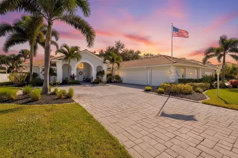 1426 Brenner Park Dr, Venice, FL 34292