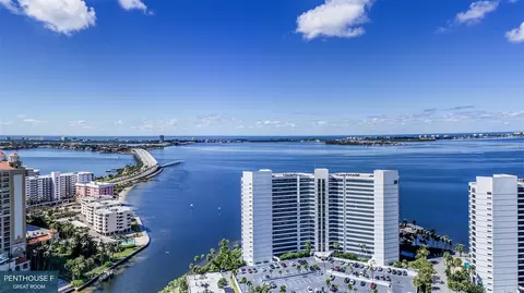 555 Quay Cmn #2001, Sarasota, FL 34236