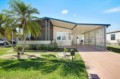 709 Riverview Cir, North Port, FL 34287
