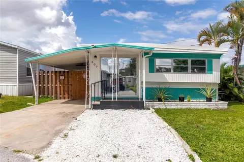 307 52nd Avenue Dr W, Bradenton, FL 34207