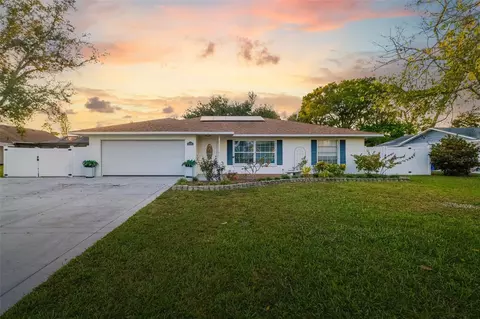2208 34th St W, Bradenton, FL 34205