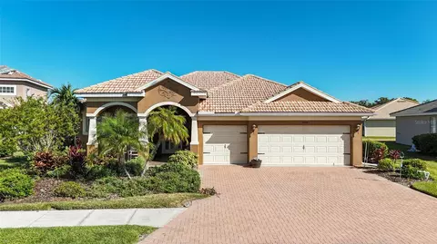9074 Willowbrook Cir, Bradenton, FL 34212