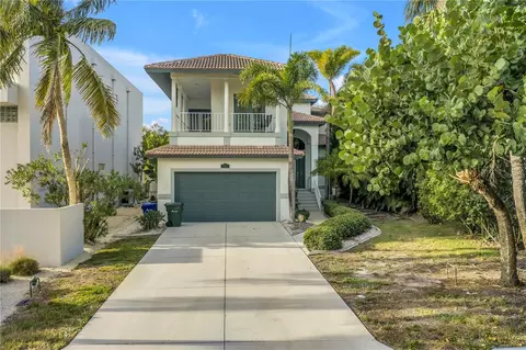 513 Venice Ln, Sarasota, FL 34242