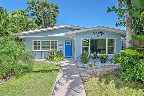 2210 8th Ave W, Bradenton, FL 34205