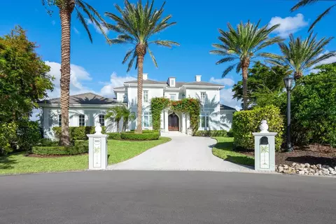 560 Harbor Point Rd, Longboat Key, FL 34228