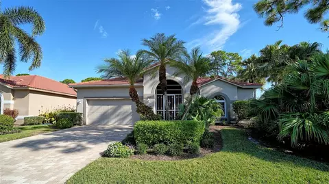 8875 Macgregor Ln, Sarasota, FL 34238
