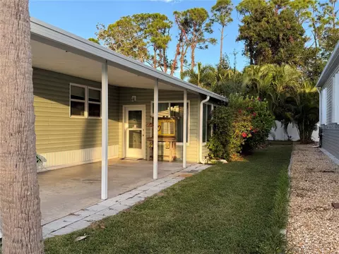 6091 Peony Rd, Venice, FL 34293 photo 11