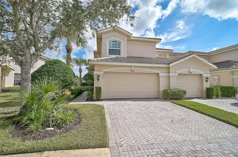 7012 Prosperity Cir #706, Sarasota, FL 34238