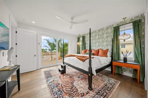 Bedroom - 525 68th St, Holmes Beach, FL 34217 photo 1 of 4