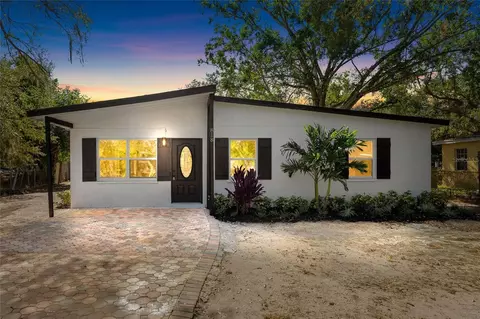 818 28th Street Cir E, Bradenton, FL 34203