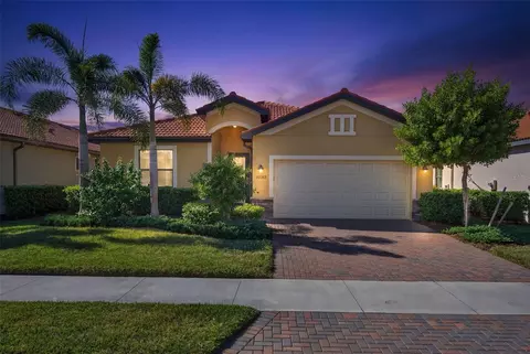 10185 Colubrina Dr, Venice, FL 34293