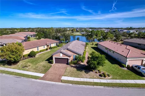 10124 Saint Francis Ter, Palmetto, FL 34221