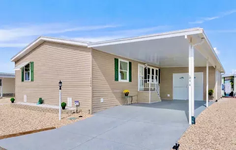 2806 12th St W, Palmetto, FL 34221