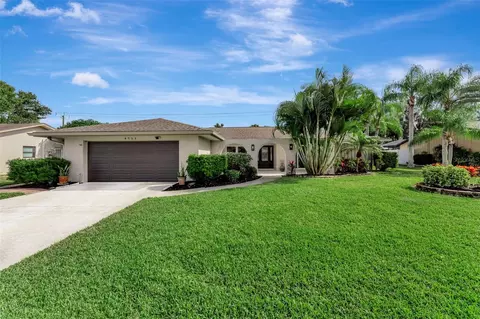 4553 Charing Cross Rd, Sarasota, FL 34241