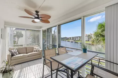 4380 Exeter Dr #H202, Longboat Key, FL 34228