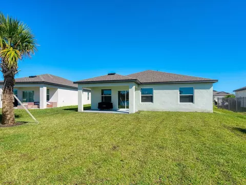 Exterior - 9975 Last Light Gln, Parrish, FL 34219 photo 6 of 6