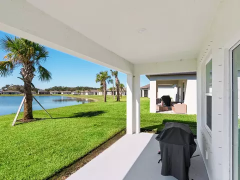 Exterior - 9975 Last Light Gln, Parrish, FL 34219 photo 4 of 6