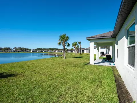 Exterior - 9975 Last Light Gln, Parrish, FL 34219 photo 5 of 6