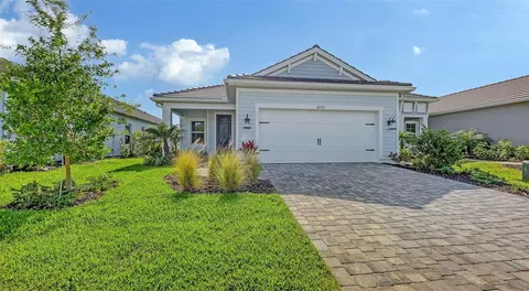18230 Vizcaya Ct, Venice, FL 34293