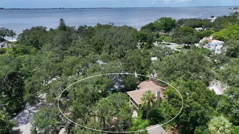 875 Indian Beach Dr, Sarasota, FL 34234