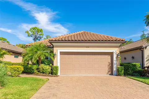5720 Semolino St, Nokomis, FL 34275