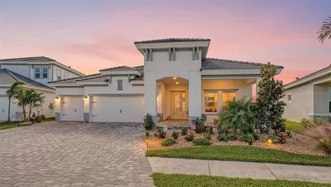 10323 Ashaway Dr, Parrish, FL 34219
